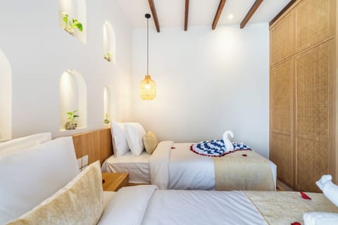 Villa, Patio, Pool View | WiFi (free)