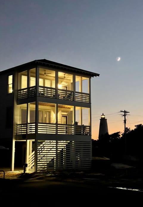 WP33 at dusk owner