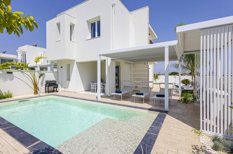 Villa Selene image