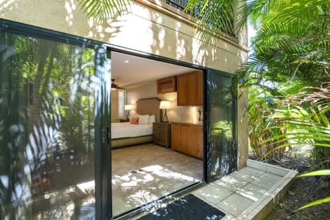 Condo, 1 King Bed with Sofa bed, Garden View (Wailea Ekahi 42C) | 1 bedroom, iron/ironing board, individually decorated