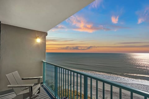 Wake up to sunrise over the Atlantic right from your private oceanfront balcony. ⭐