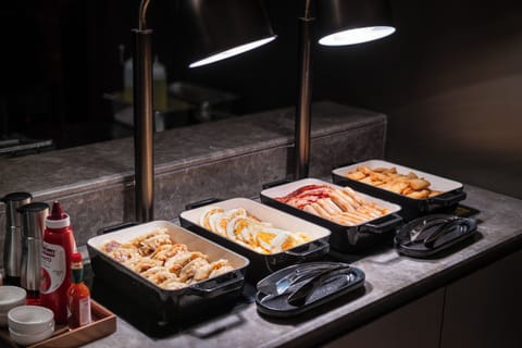 Daily buffet breakfast for a fee