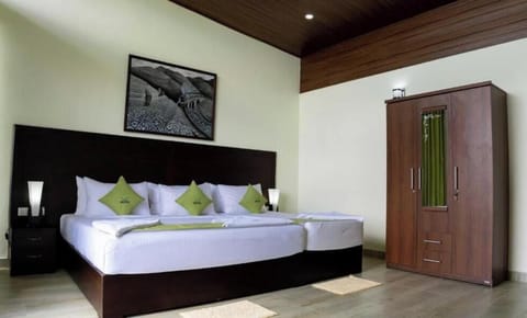 Deluxe Triple Room, Balcony, Garden View | WiFi (free)