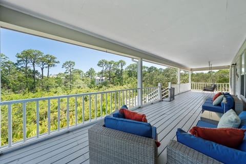 Cabana Bleaux Front Porch