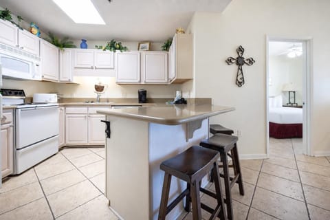 Condo, 2 Bedrooms | Private kitchen | Coffee/tea maker, fridge, oven