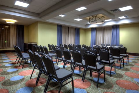 Arrange your next event in a flexible space designed for productivity and collaboration.