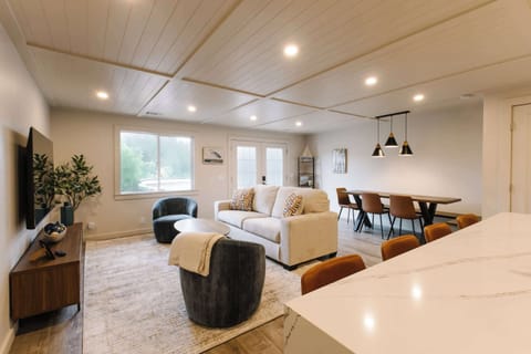 Spacious and modern living room.