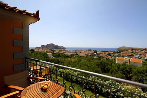 Apartment, 1 Bedroom | In-room safe, soundproofing, iron/ironing board, free WiFi