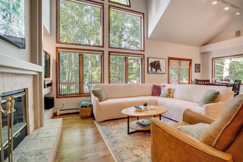 Frisco Vacation Rental | 5BR | 5BA | 3,200 Sq Ft