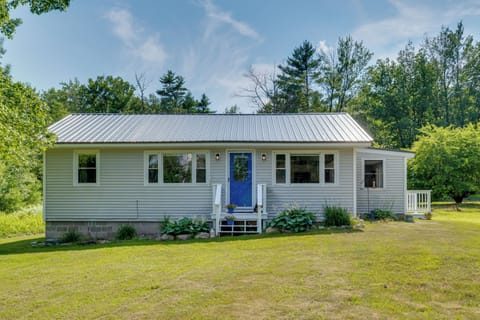 Bridgton Vacation Rental | 2BR | 1BA | 904 Sq Ft