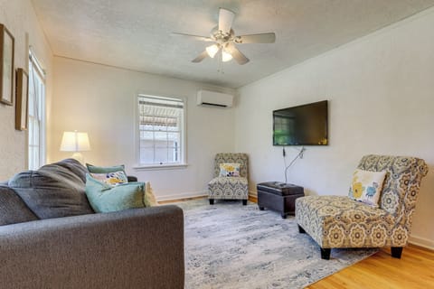 Pueblo Vacation Rental | 1BR | 1BA | 1,000 Sq Ft