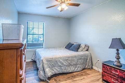 250_Deevine homes_24