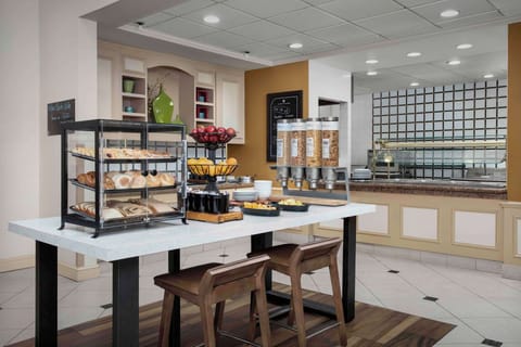 Daily cooked-to-order breakfast for a fee