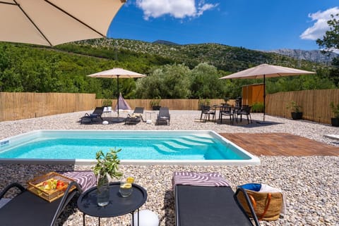 NEW! Villa Three Olives: A Perfect Family Retreat near Omis
