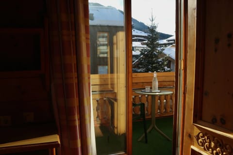 Classic Single Room, Balcony | WiFi (free)
