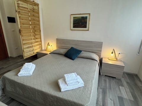 Classic Double Room, City View (Room 3) | Minibar, desk, WiFi (free)
