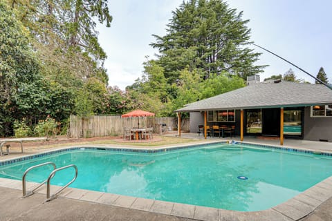House (3 Bedrooms) | Front of property