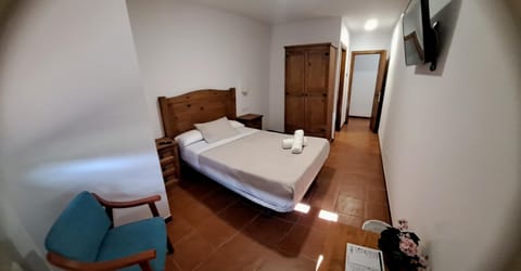 Standard Double Room, 1 Double Bed | Desk, laptop workspace, blackout drapes, iron/ironing board (on request)