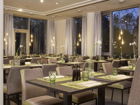 House | Dining