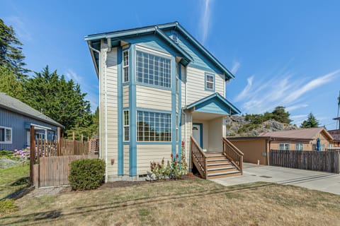 La Conner Vacation Rental | 3BR | 2.5BA | 1,850 Sq Ft