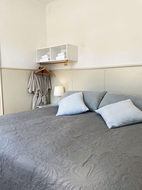 Apartment, Pets Allowed, Courtyard View | WiFi (free)