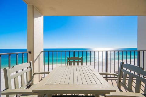 Condo, 1 Bedroom | Outdoor dining