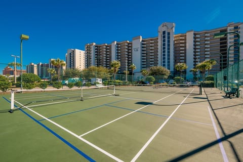 Condo, 1 Bedroom | Sport court