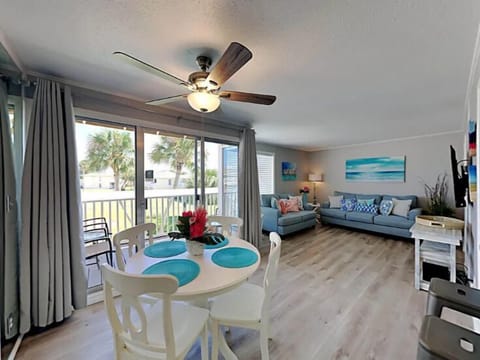 Welcome to Sandpiper Cove 2015