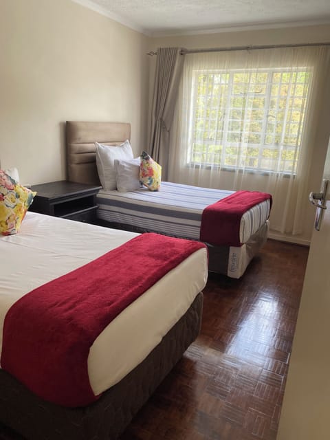 Deluxe Apartment, Garden View | WiFi (free)