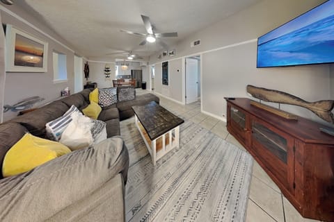House (3 Bedrooms) | Property amenity