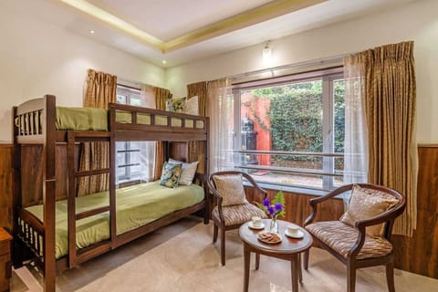 Luxury Room | Living area