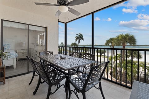 Welcome to Carlos Pointe #222- Gulf Haven!