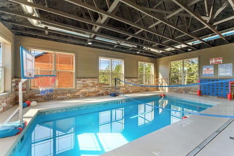 Welcome to the Woodland Pool House!
