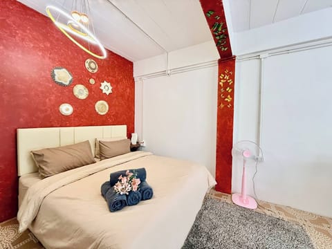 House, 3 Bedrooms, Smoking, Balcony | 4 bedrooms
