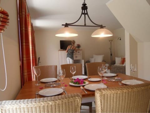 House | Dining