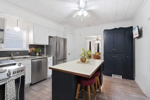 House | 1 bedroom