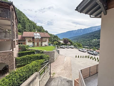 Hill Station, Mountain Range, Slope, Village, Valley, Balcony, Mountain Village, Eco Hotel, Villa
