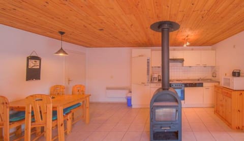 House | Private kitchen | Highchair