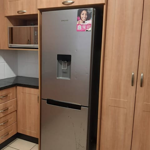 Apartment, 3 Bedrooms, Accessible, Balcony | Interior