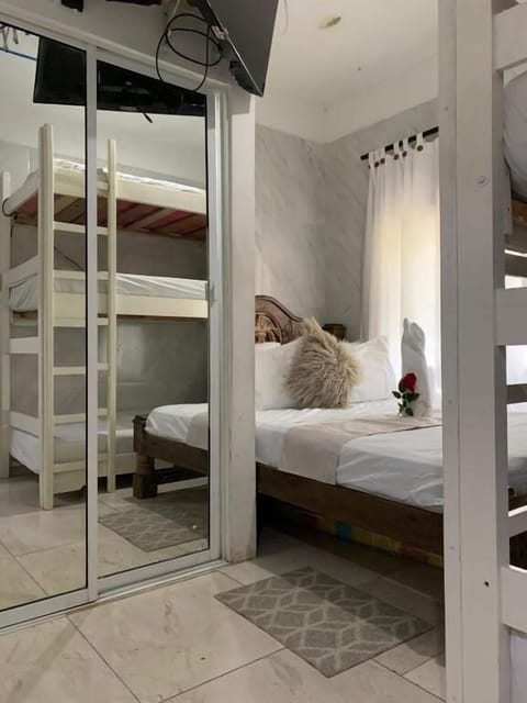 Deluxe Double Room | In-room safe, WiFi (free)