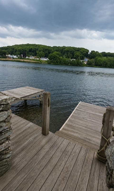 property exterior, summer, outdoor, dock, Lake