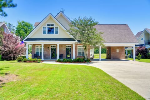 Springfield Vacation Rental | 5BR | 6BA | 3,720 Sq Ft