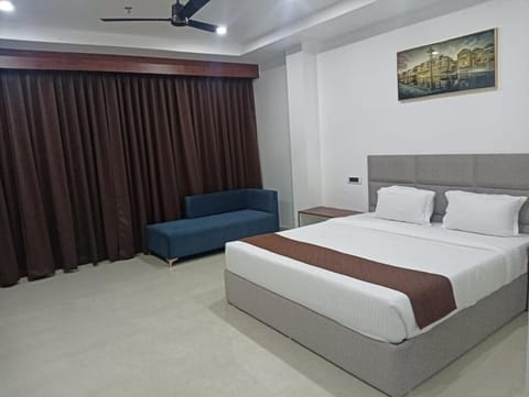 Superior Suite, City View | In-room safe, desk, laptop workspace, iron/ironing board (on request)