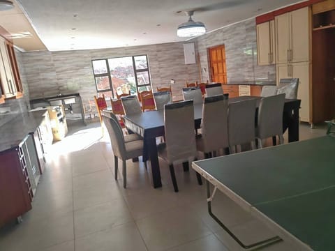 House, 4 Bedrooms, Accessible, Balcony | Dining room