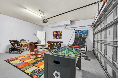 Deluxe House, Private Pool | Game room