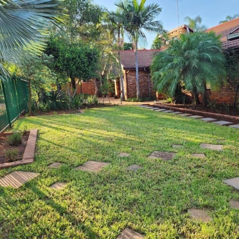Apartment, 1 Bedroom, Smoking | Garden