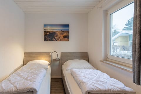 House | 2 bedrooms, individually furnished