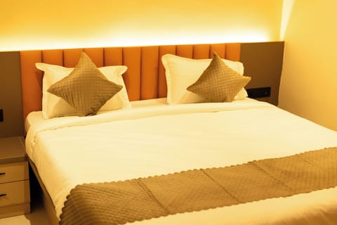 Classic Single Room | Desk, laptop workspace, iron/ironing board, WiFi (free)