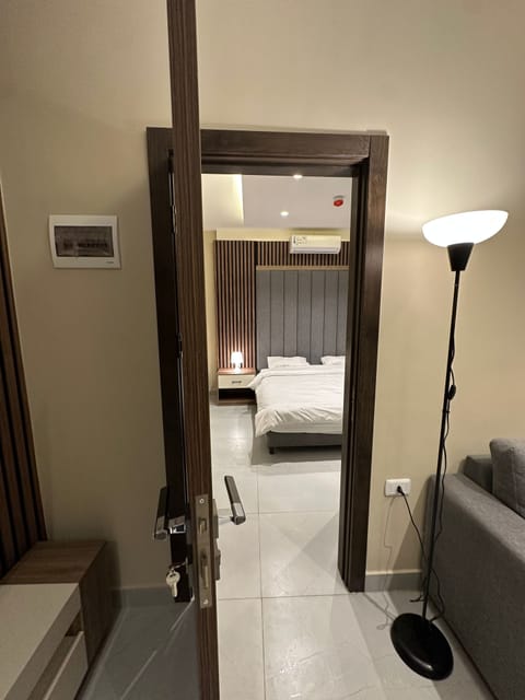 Apartment, 1 Bedroom, Accessible, Smoking | 1 bedroom