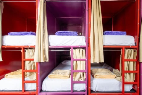 In-room safe, blackout drapes, soundproofing